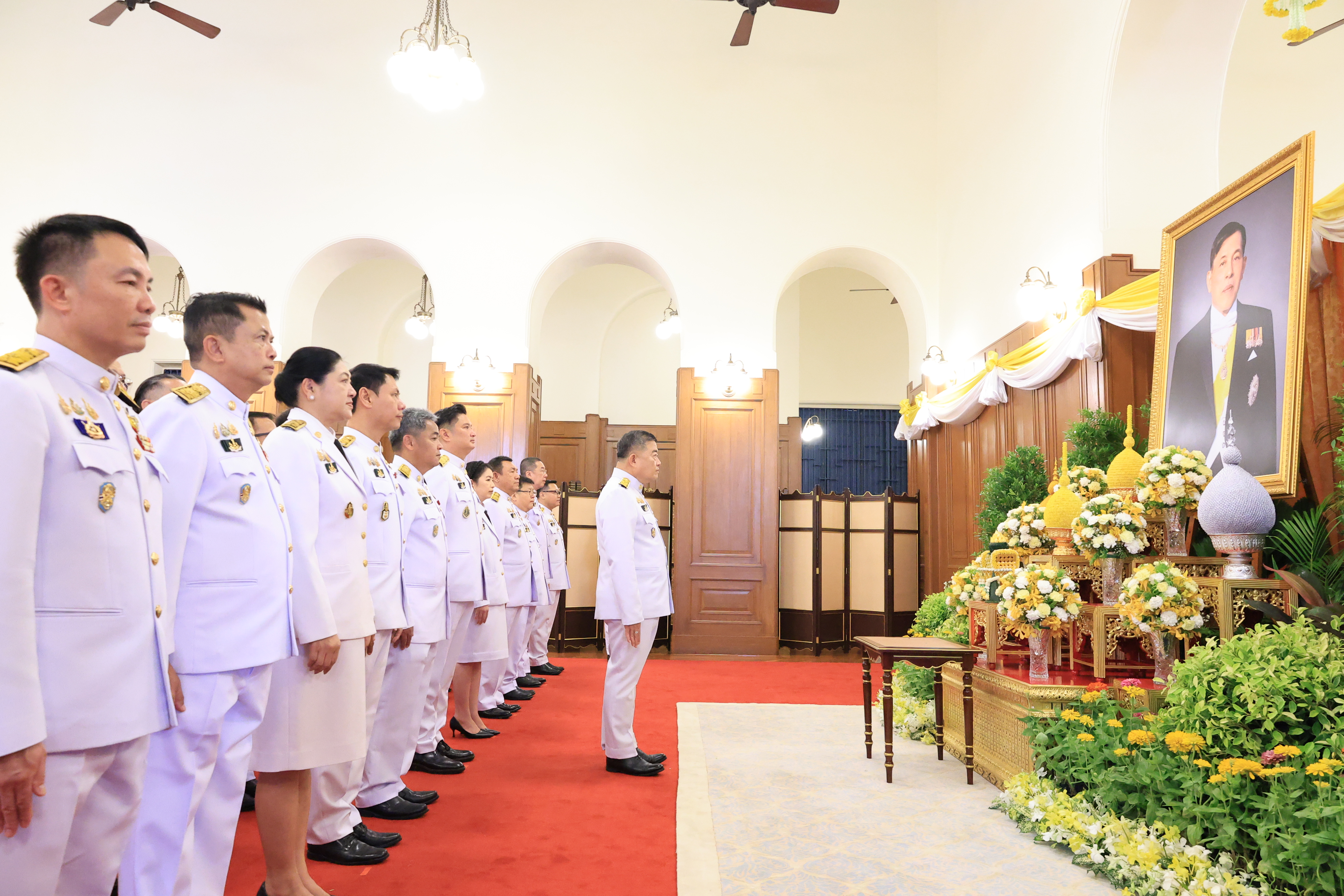 title - เลขาธิการ ส.ป.ก. ร่วมถวายแจกันดอกไม้และลงนามถวายพระพร เนื่องในโอกาสวันเฉลิมพระชนมพรรษา พระบาทสมเด็จพระปรเมนทรรามาธิบดีศรีสินทร มหาวชิราลงกรณ พระวชิรเกล้าเจ้าอยู่หัว 28 กรกฎาคม 2568